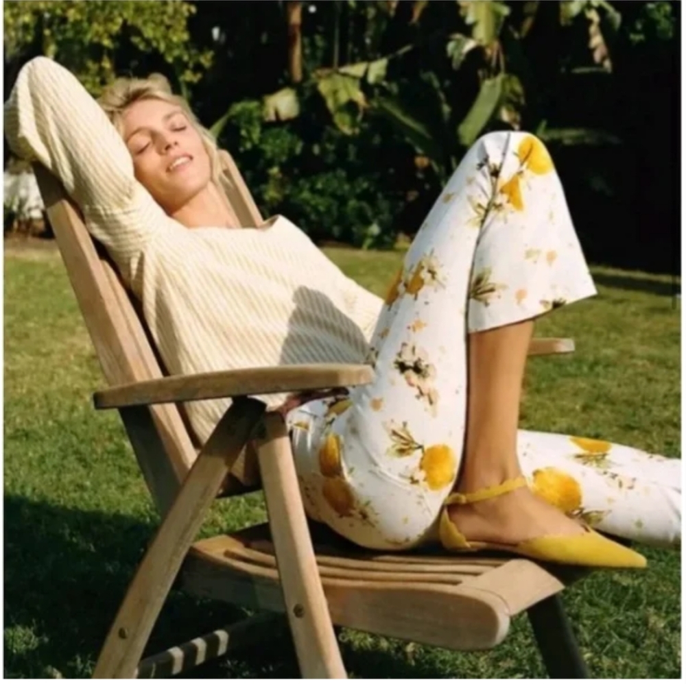 SOLD - 🍋EUC Anthropologie Pilcro Lemon Grove jeans 🍋